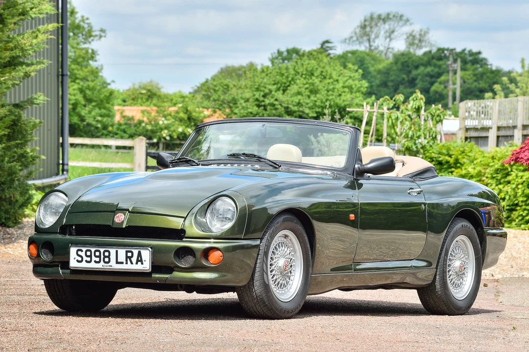 1998 MG RV8 - Image 17 of 31