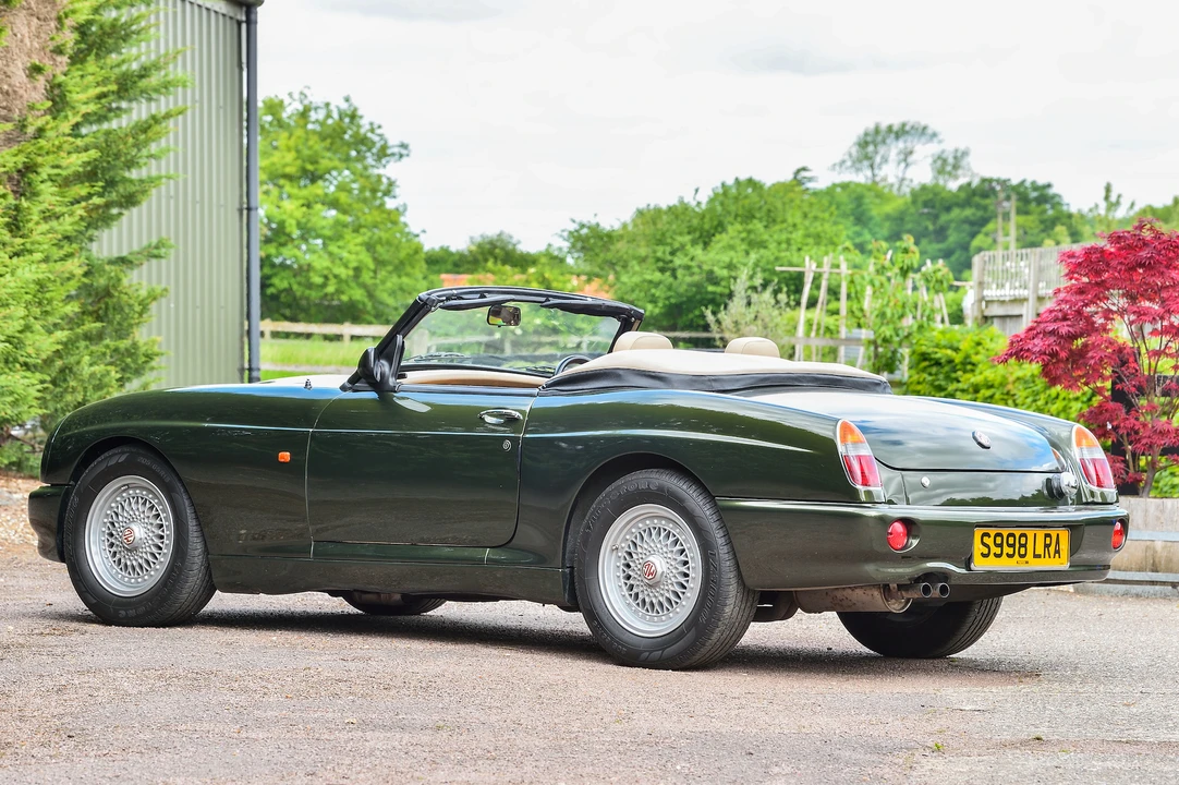 1998 MG RV8 - Image 15 of 31