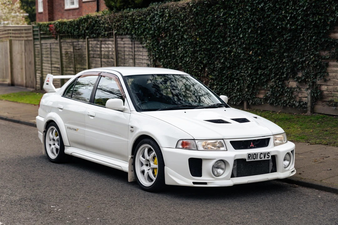 1998 Mitsubishi Lancer Evolution V 6th Gen - Image 2 of 31