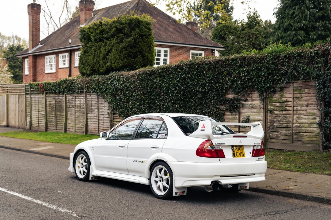 1998 Mitsubishi Lancer Evolution V 6th Gen - Image 16 of 31