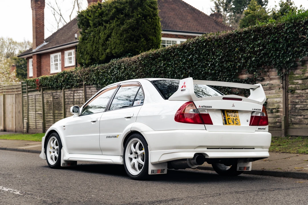 1998 Mitsubishi Lancer Evolution V 6th Gen - Image 8 of 31