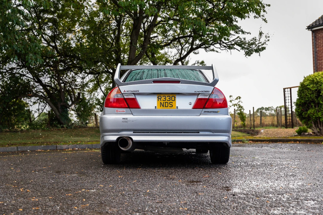1998 Mitsubishi Lancer Evolution V 6th Gen - Image 15 of 31