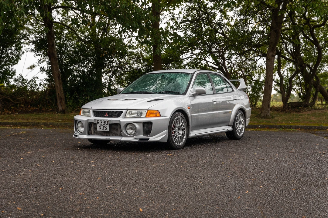 1998 Mitsubishi Lancer Evolution V 6th Gen - Image 4 of 31