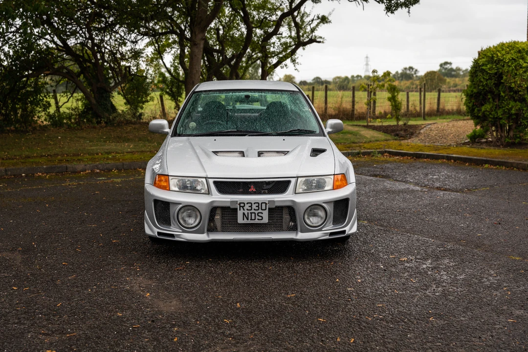 1998 Mitsubishi Lancer Evolution V 6th Gen - Image 11 of 31