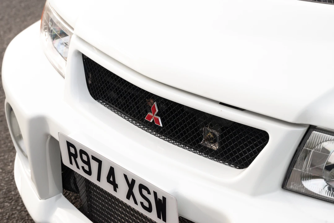 1998 Mitsubishi Lancer Evolution V 6th Gen - Image 9 of 31