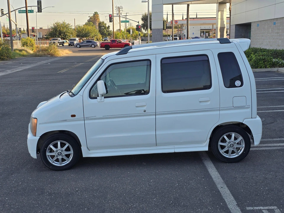 1998 Mazda AZ-Wagon 2nd Gen - Image 12 of 31