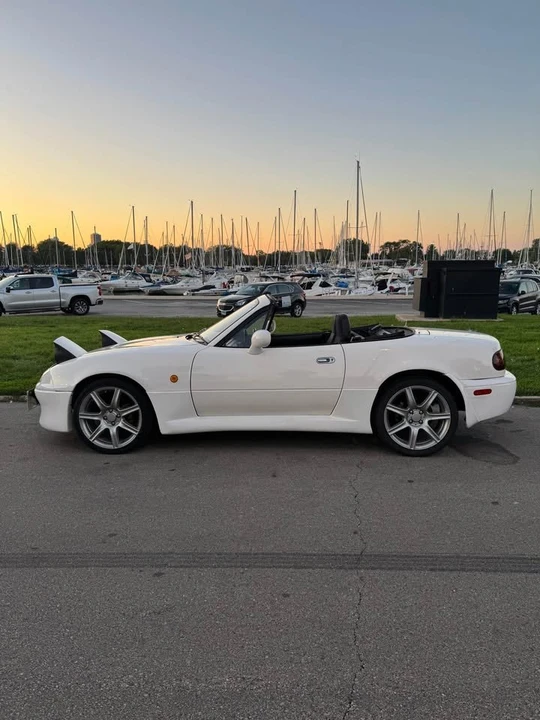 1998 Mazda NA MX-5 Miata - Image 3 of 14