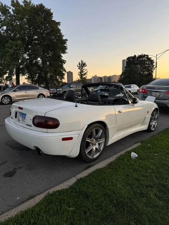 1998 Mazda NA MX-5 Miata - Image 6 of 14