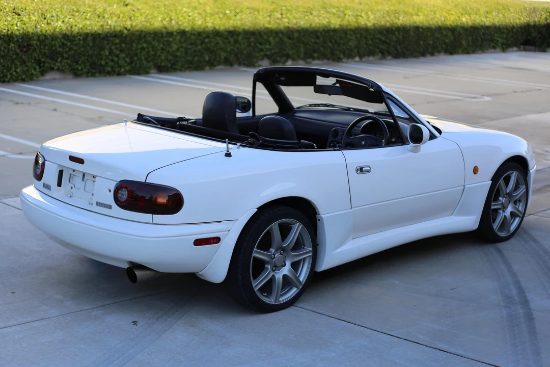 1998 Mazda NA MX-5 Miata - Image 4 of 5