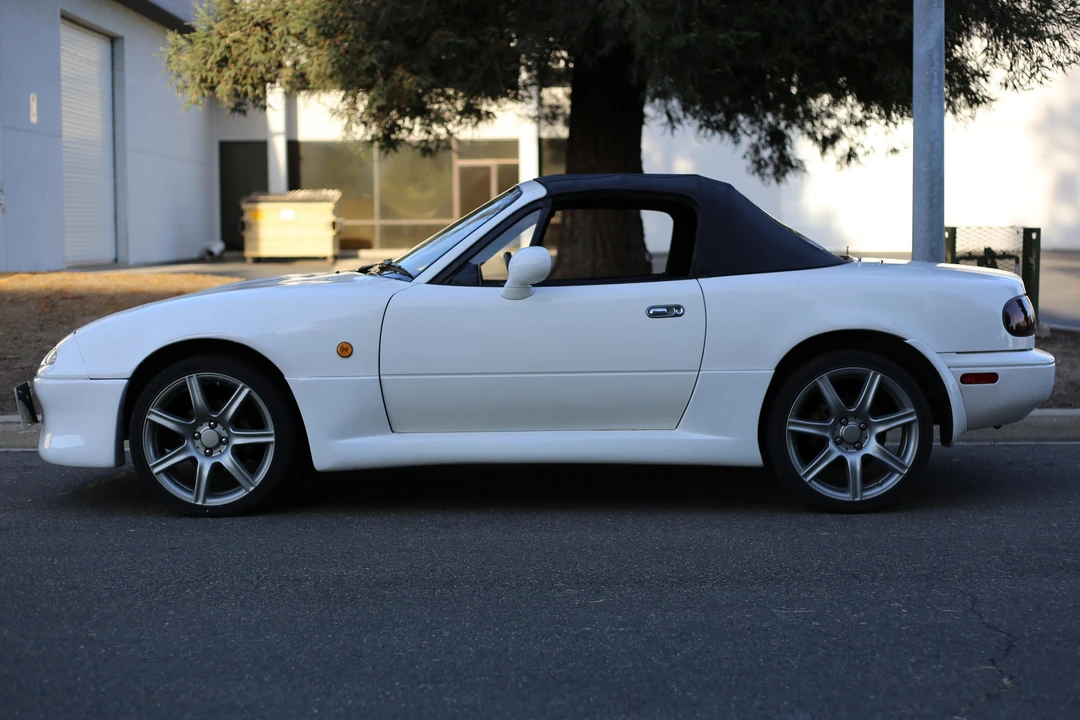 1998 Mazda NA MX-5 Miata - Image 3 of 5