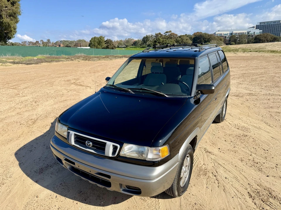 1998 Mazda MPV 1st Gen - Image 9 of 31