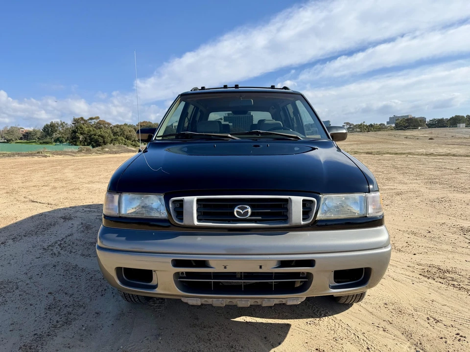 1998 Mazda MPV 1st Gen - Image 6 of 31