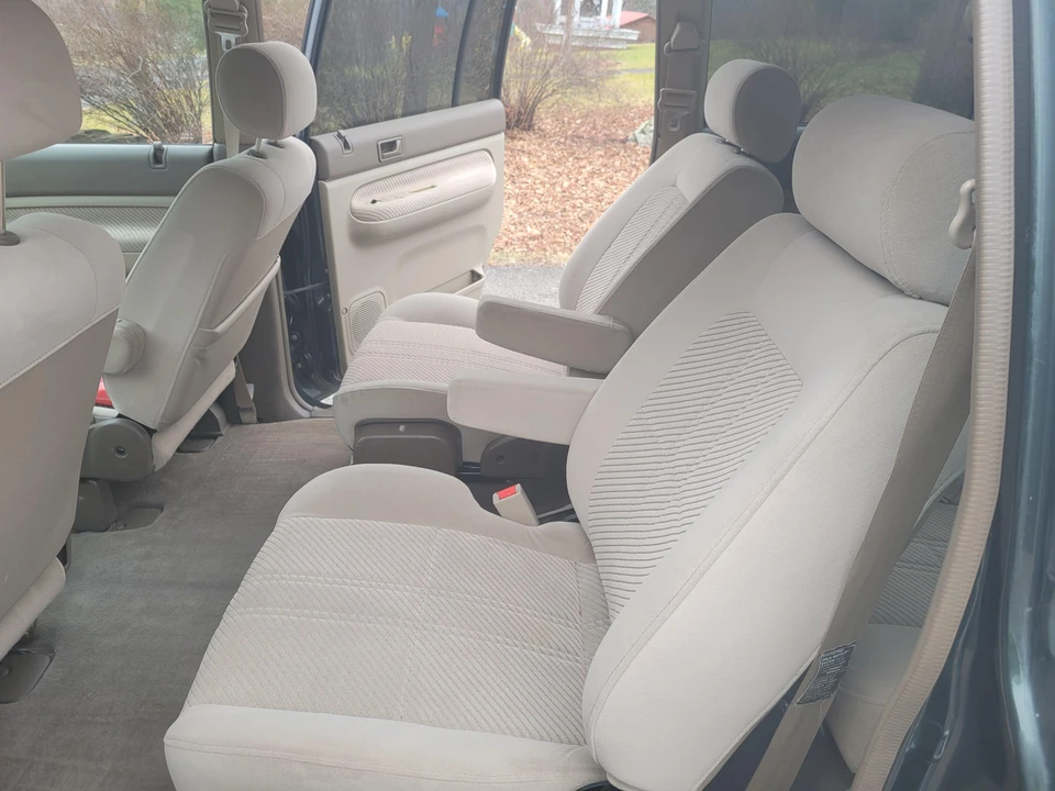 1998 Mazda MPV 1st Gen - Image 26 of 31