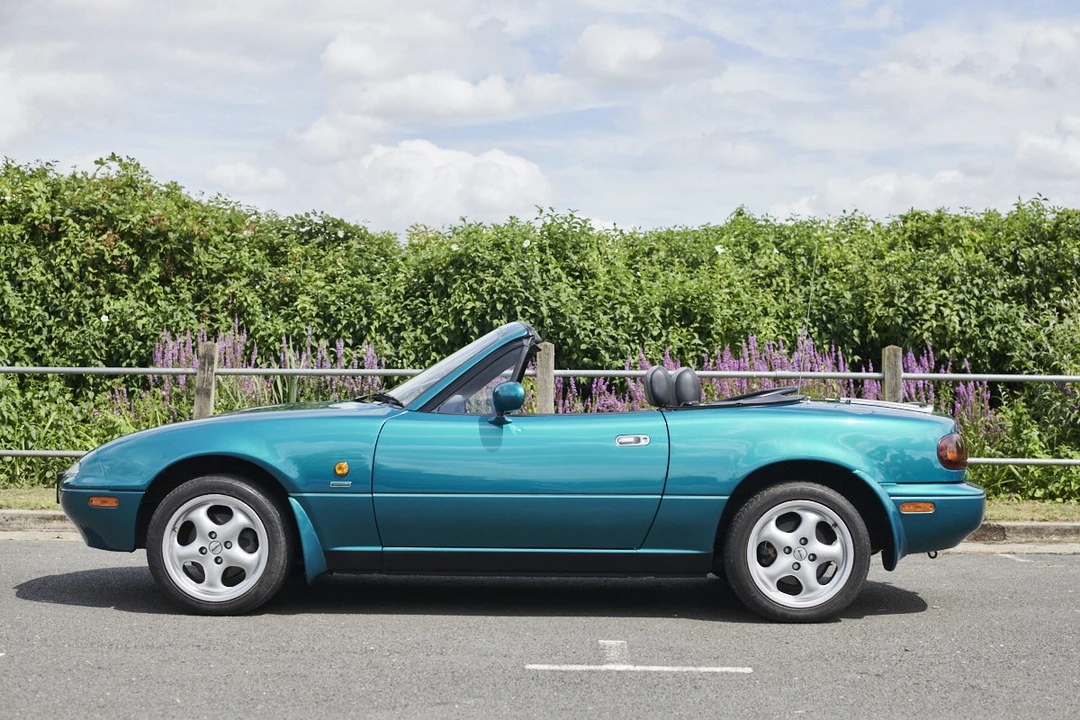 1998 Mazda NA MX-5 Miata - Image 10 of 30