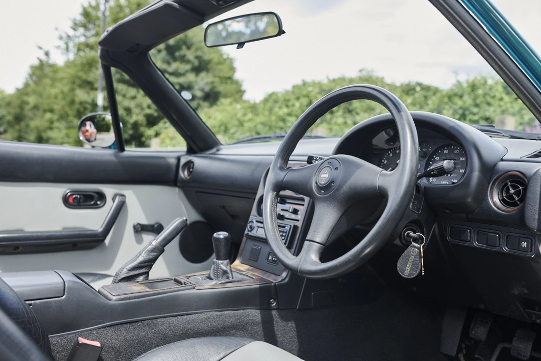 1998 Mazda NA MX-5 Miata - Image 23 of 30