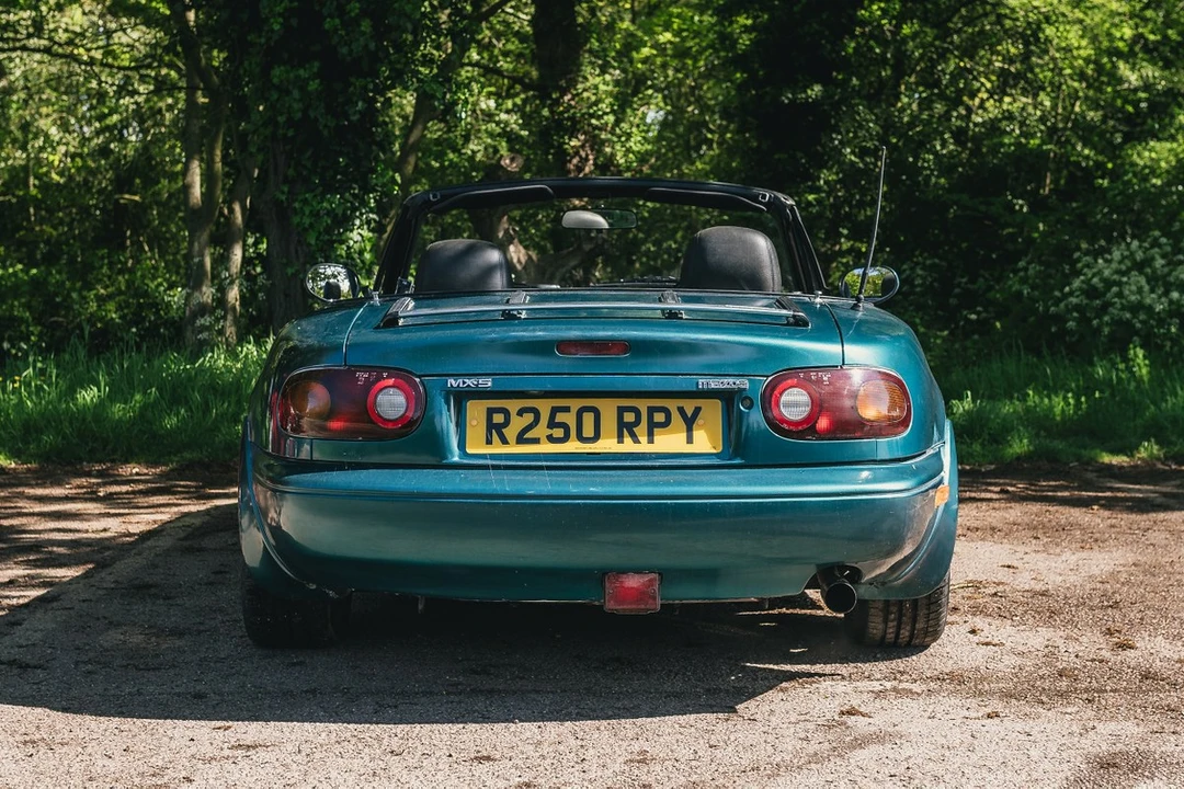 1998 Mazda NA MX-5 Miata - Image 24 of 30