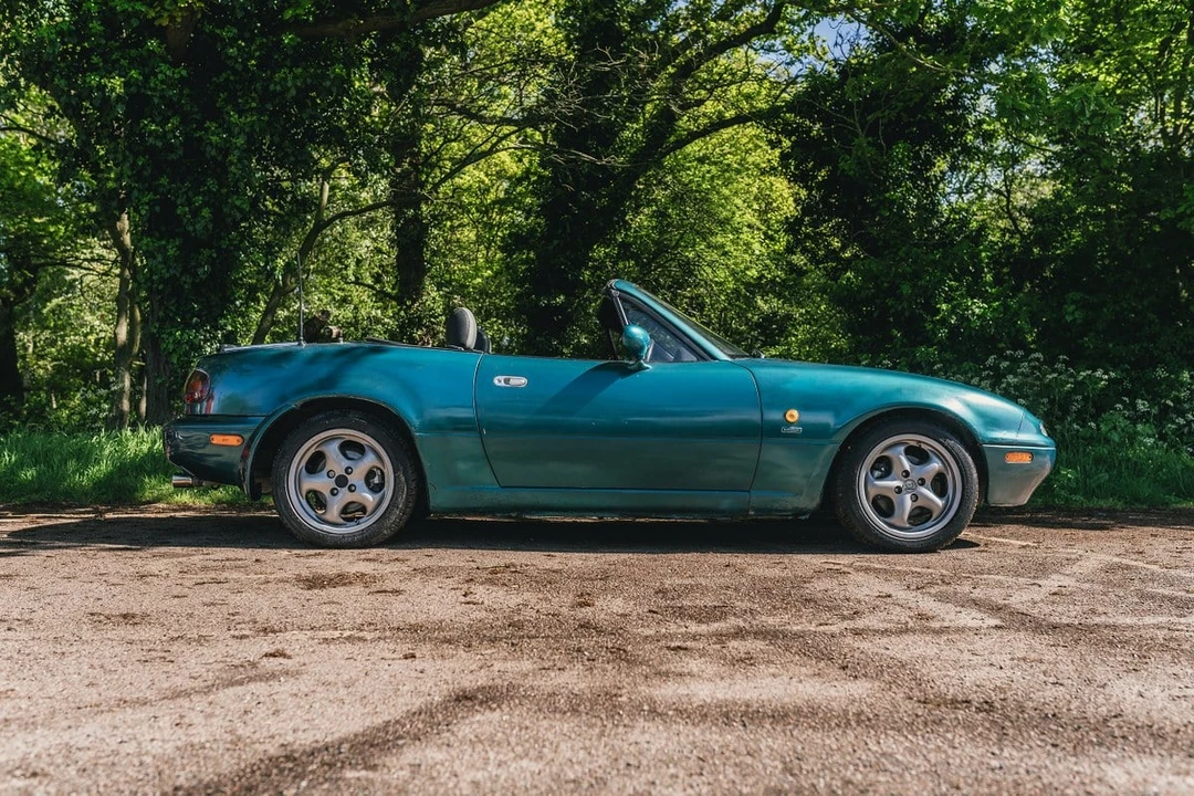 1998 Mazda NA MX-5 Miata - Image 22 of 30
