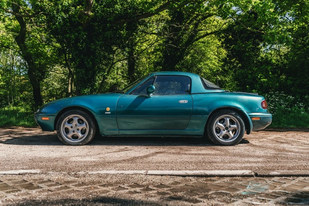 1998 Mazda NA MX-5 Miata - Image 15 of 30