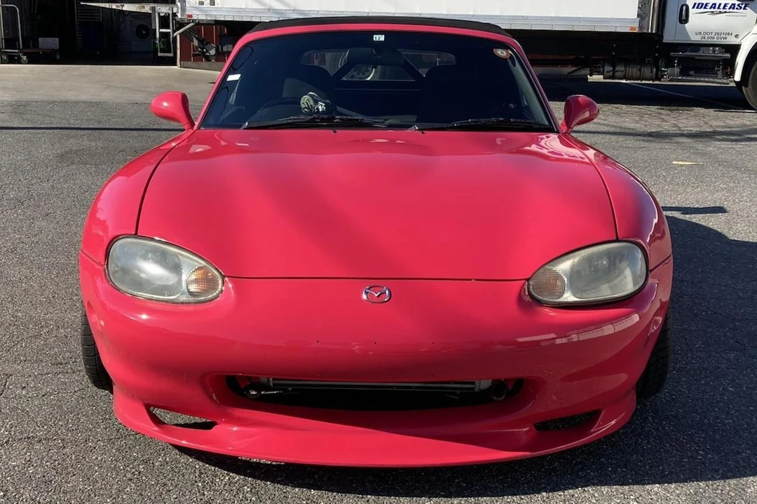 1998 Mazda NB MX-5 Miata - Image 2 of 31