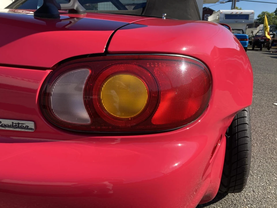 1998 Mazda NB MX-5 Miata - Image 21 of 31