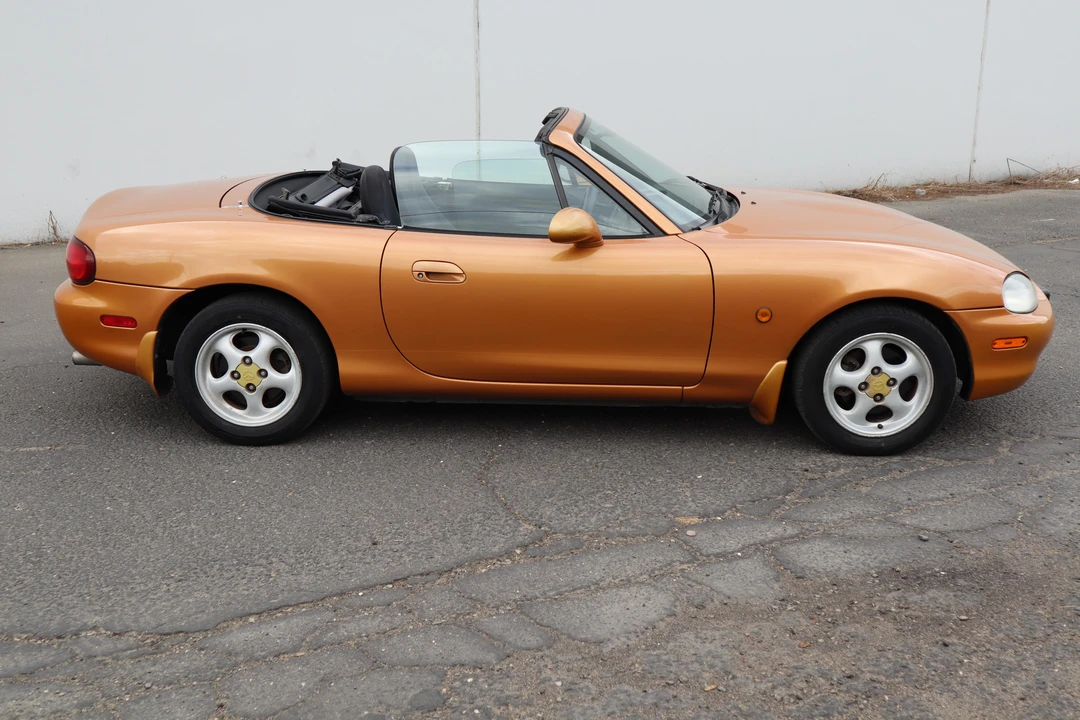 1998 Mazda NB MX-5 Miata - Image 22 of 31