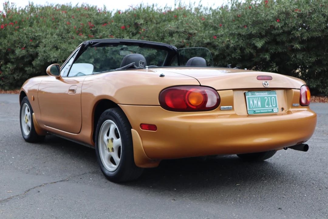 1998 Mazda NB MX-5 Miata - Image 13 of 31