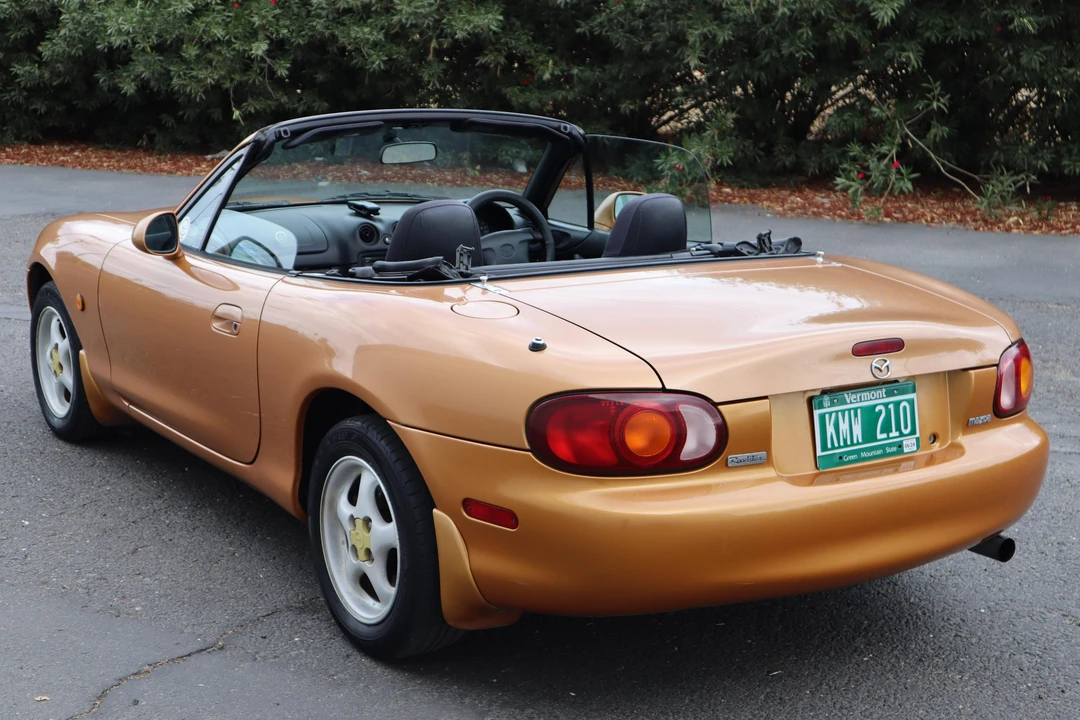 1998 Mazda NB MX-5 Miata - Image 4 of 31