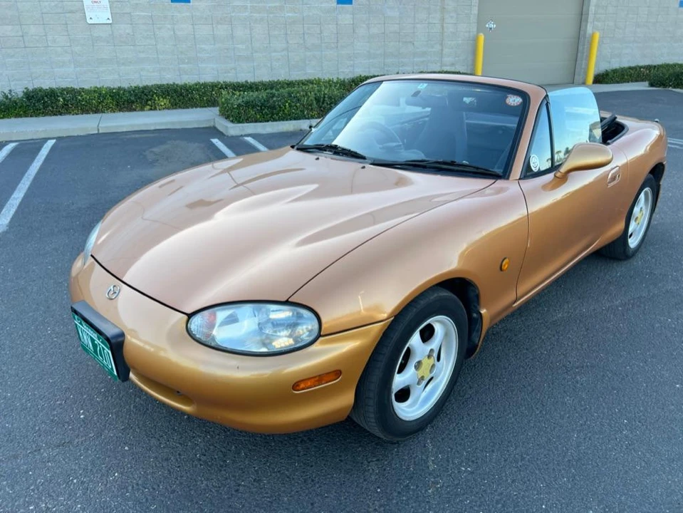 1998 Mazda NB MX-5 Miata - Image 11 of 31