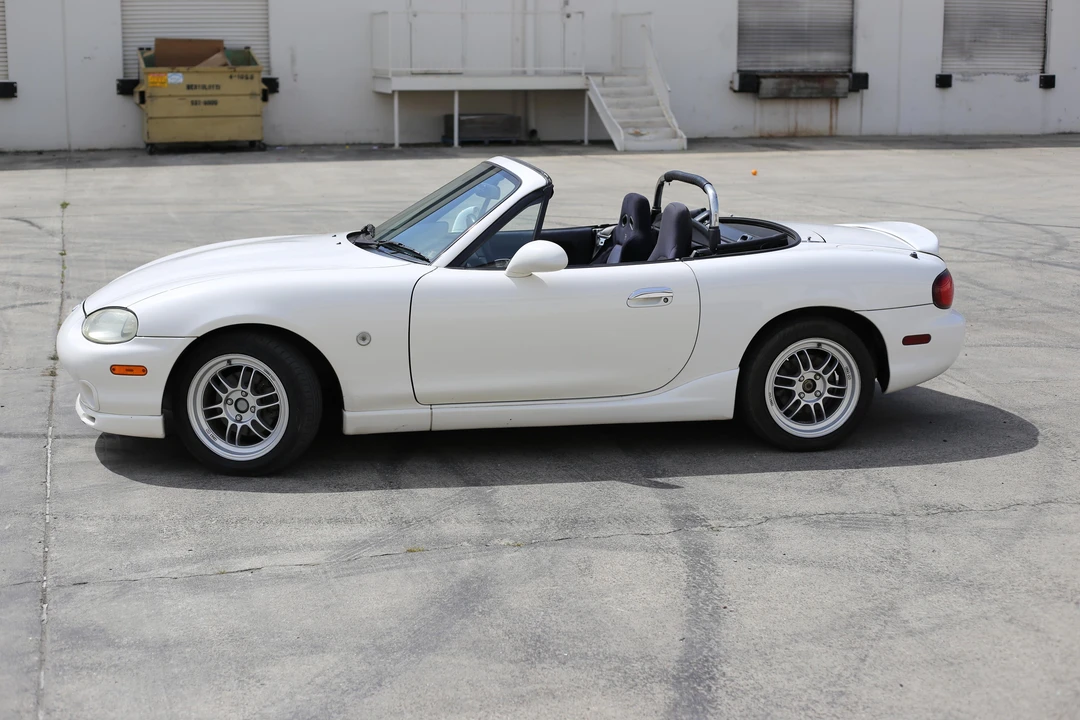 1998 Mazda NB MX-5 Miata - Image 9 of 21