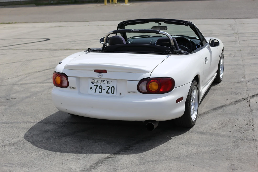 1998 Mazda NB MX-5 Miata - Image 12 of 21