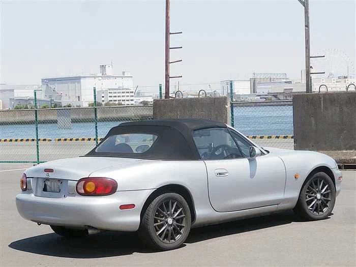 1998 Mazda NB MX-5 Miata - Image 8 of 19