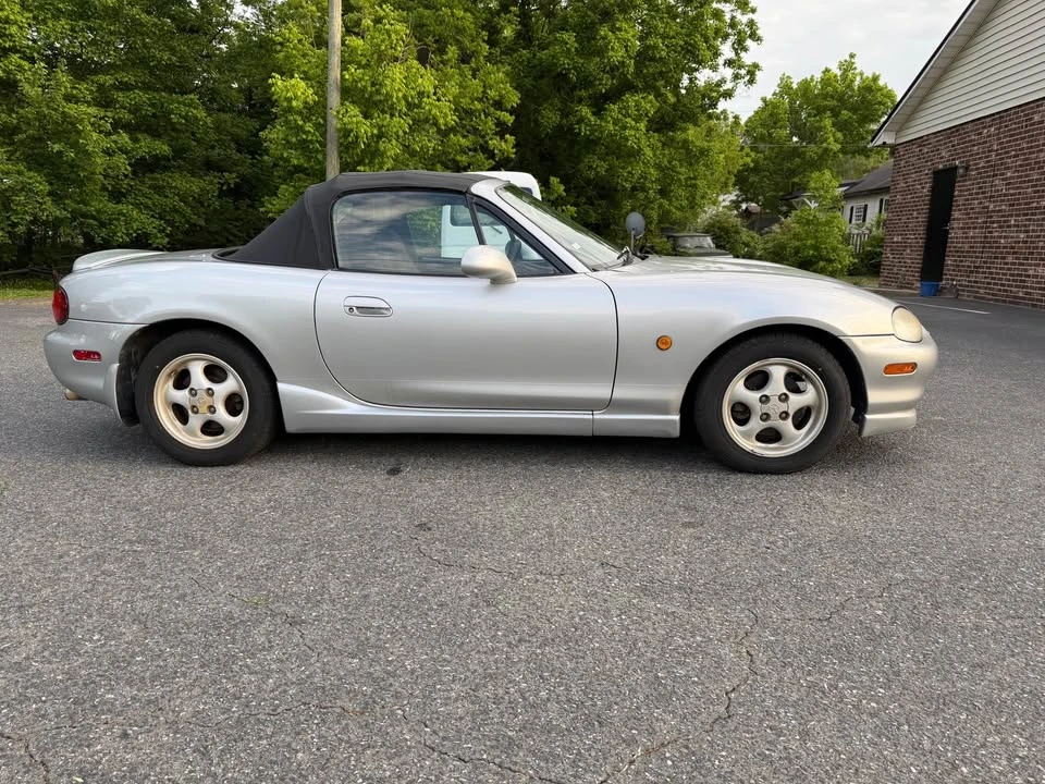 1998 Mazda MX-5 - Image 5 of 10