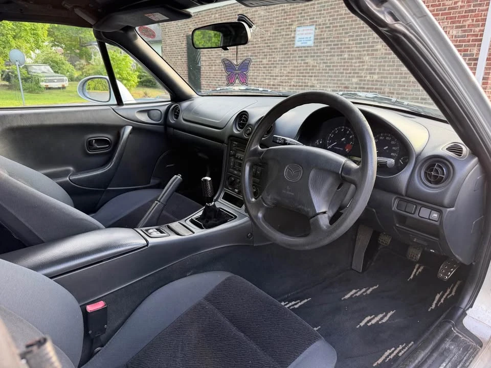 1998 Mazda MX-5 - Image 8 of 10