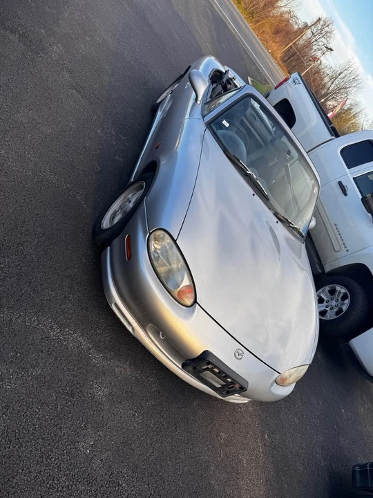 1998 Mazda NB MX-5 Miata - Image 4 of 6