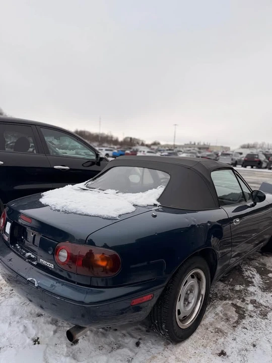 1998 Mazda NB MX-5 Miata - Image 4 of 5