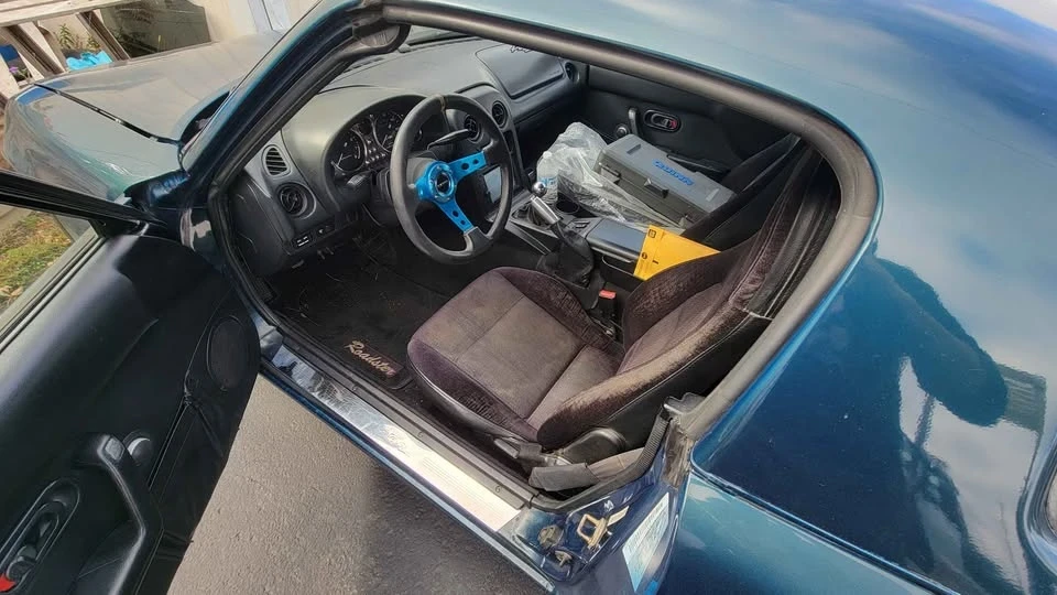 1998 Mazda NB MX-5 Miata - Image 5 of 5