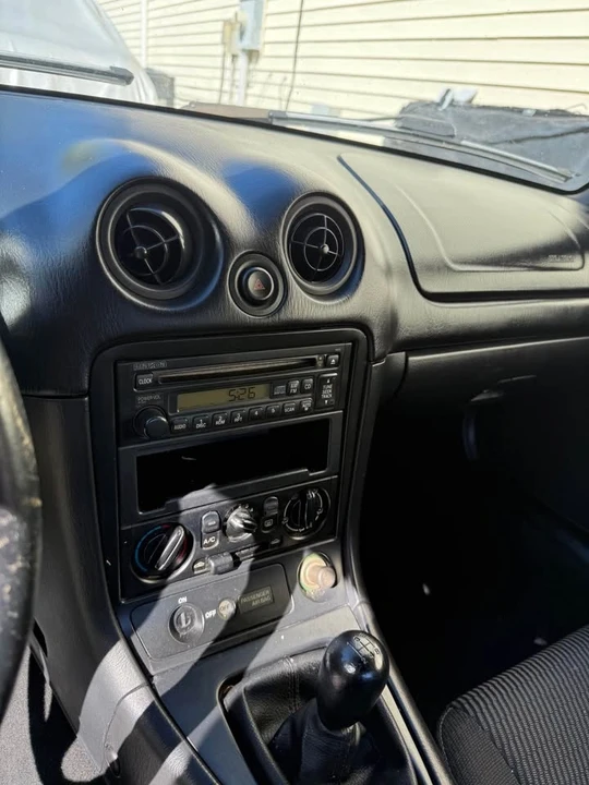 1998 Mazda NB MX-5 Miata - Image 2 of 2