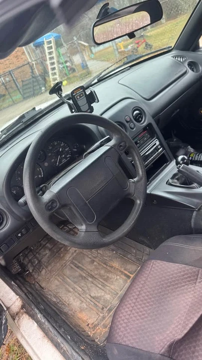 1998 Mazda NB MX-5 Miata - Image 5 of 8