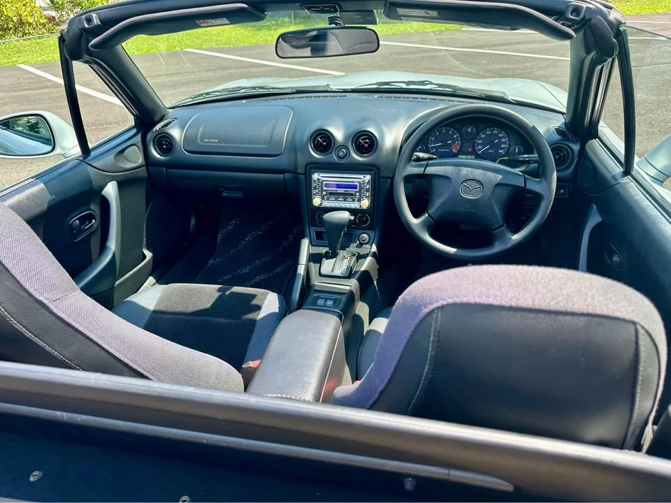 1998 Mazda MX-5 - Image 6 of 10