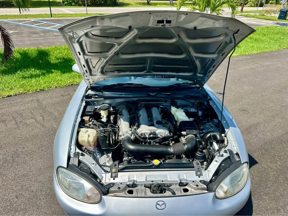 1998 Mazda MX-5 - Image 5 of 10