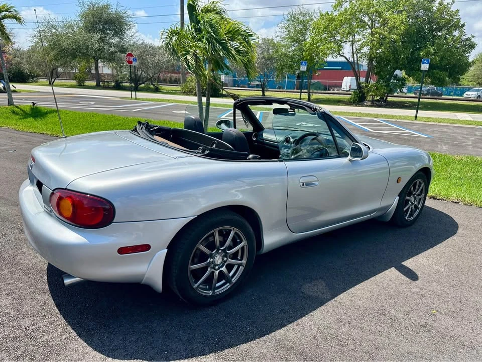 1998 Mazda NB MX-5 Miata - Image 3 of 10