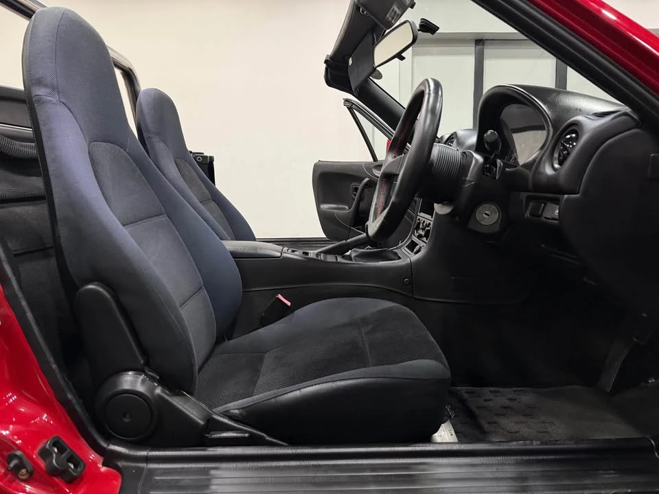1998 Mazda NB MX-5 Miata - Image 11 of 20