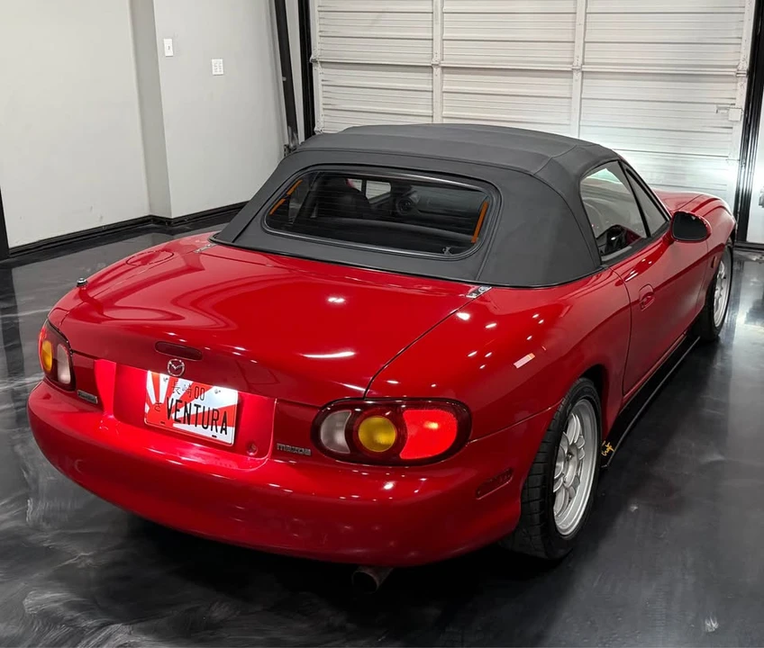 1998 Mazda NB MX-5 Miata - Image 5 of 20