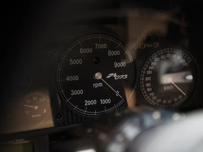 1998 McLaren F1 - Image 26 of 31