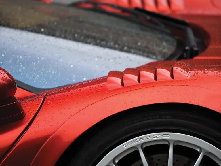 1998 McLaren F1 - Image 31 of 31