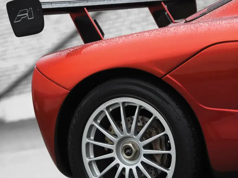 1998 McLaren F1 - Image 29 of 31