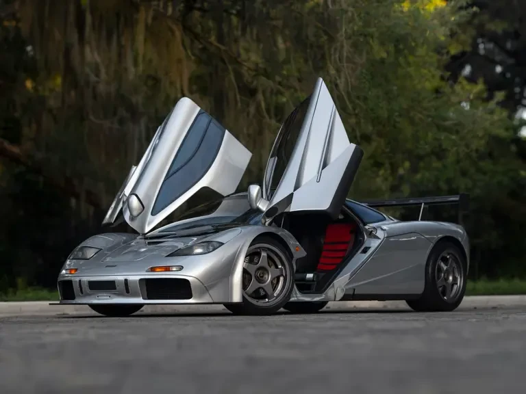1998 McLaren F1 - Image 2 of 31