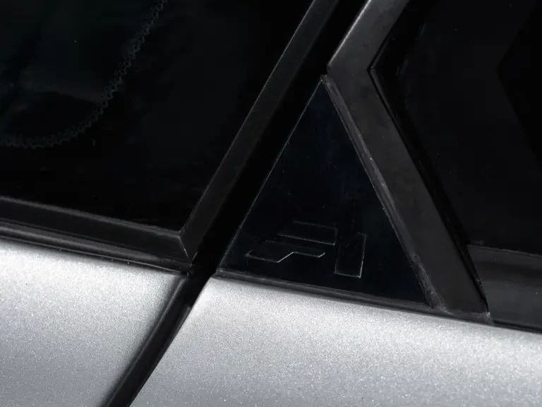1998 McLaren F1 - Image 24 of 31