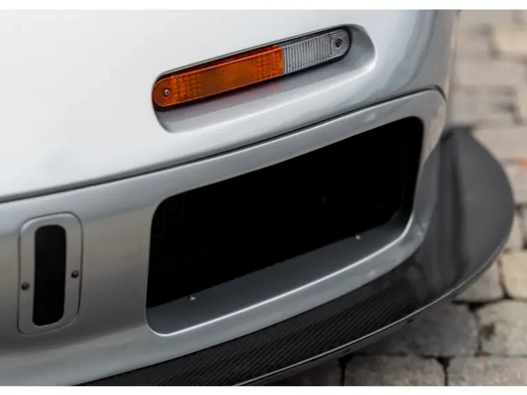 1998 McLaren F1 - Image 26 of 31
