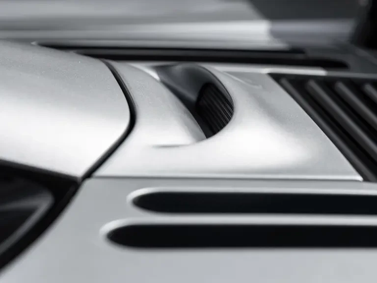 1998 McLaren F1 - Image 21 of 31